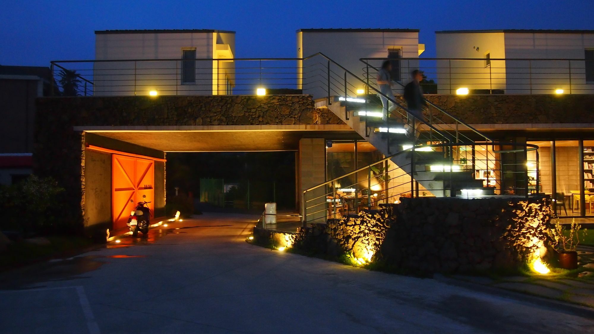 Eridu Cafe N Beds Hotel Seogwipo Ngoại thất bức ảnh